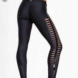 Ultracor slash legging brand new